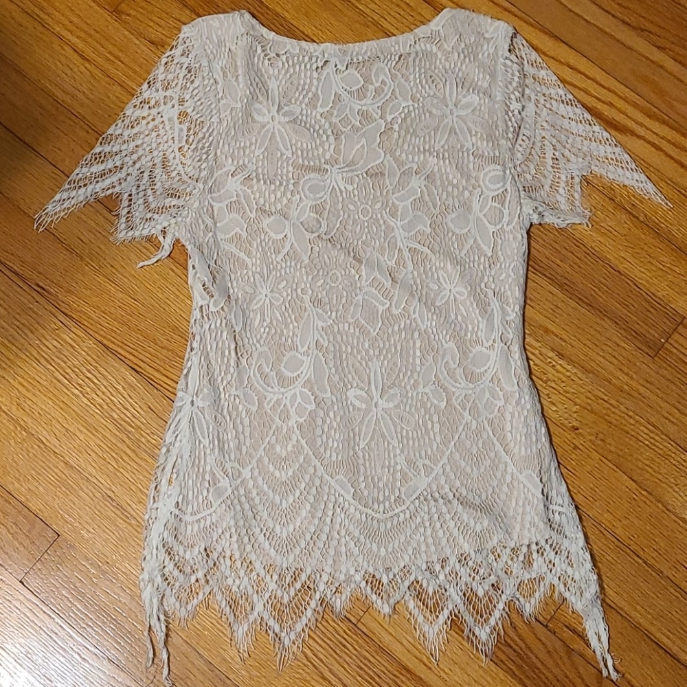 BKE lacey blouse - Picture 4 of 4